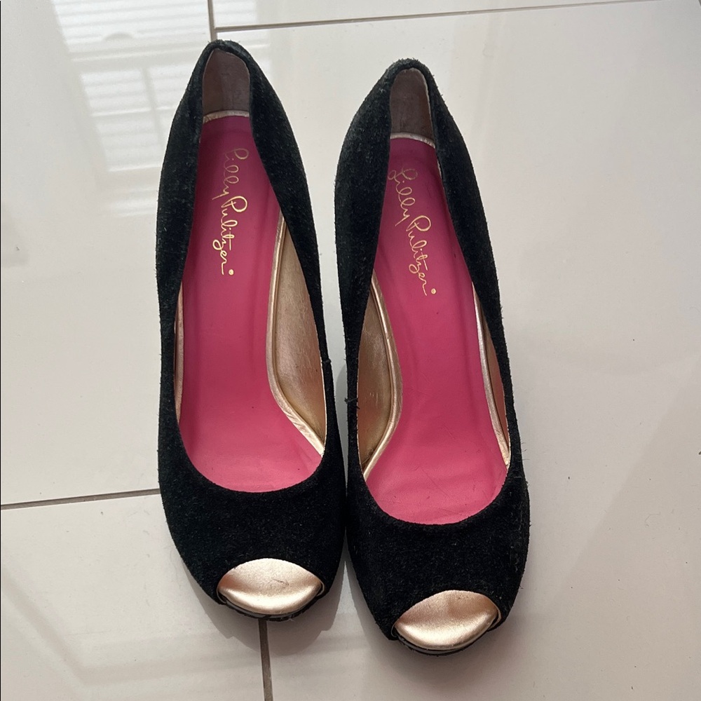 Lilly Pulitzer Black and Gold Peep Toe Heels